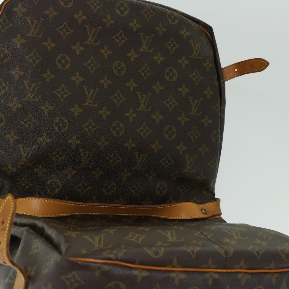 LOUIS VUITTON Monogram Saumur 35 Shoulder Bag M42254 LV Auth 66288