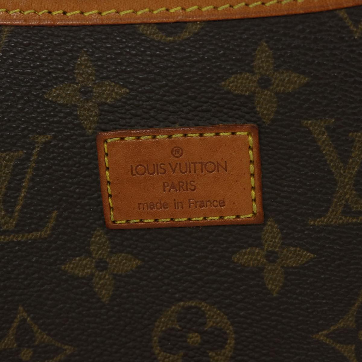 LOUIS VUITTON Monogram Saumur 35 Shoulder Bag M42254 LV Auth 66288