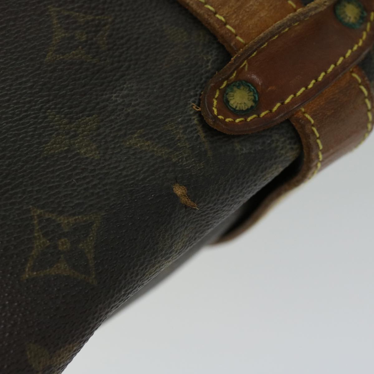 LOUIS VUITTON Monogram Saumur 35 Shoulder Bag M42254 LV Auth 66288