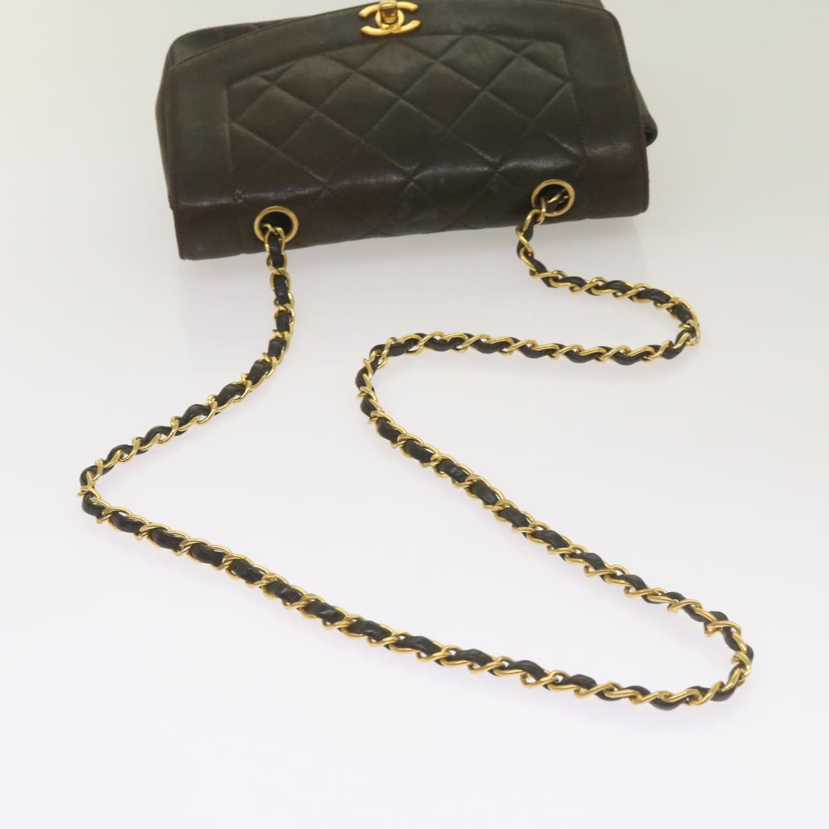 CHANEL Diana Matelasse Chain Shoulder Bag Leather Black CC Auth 66875
