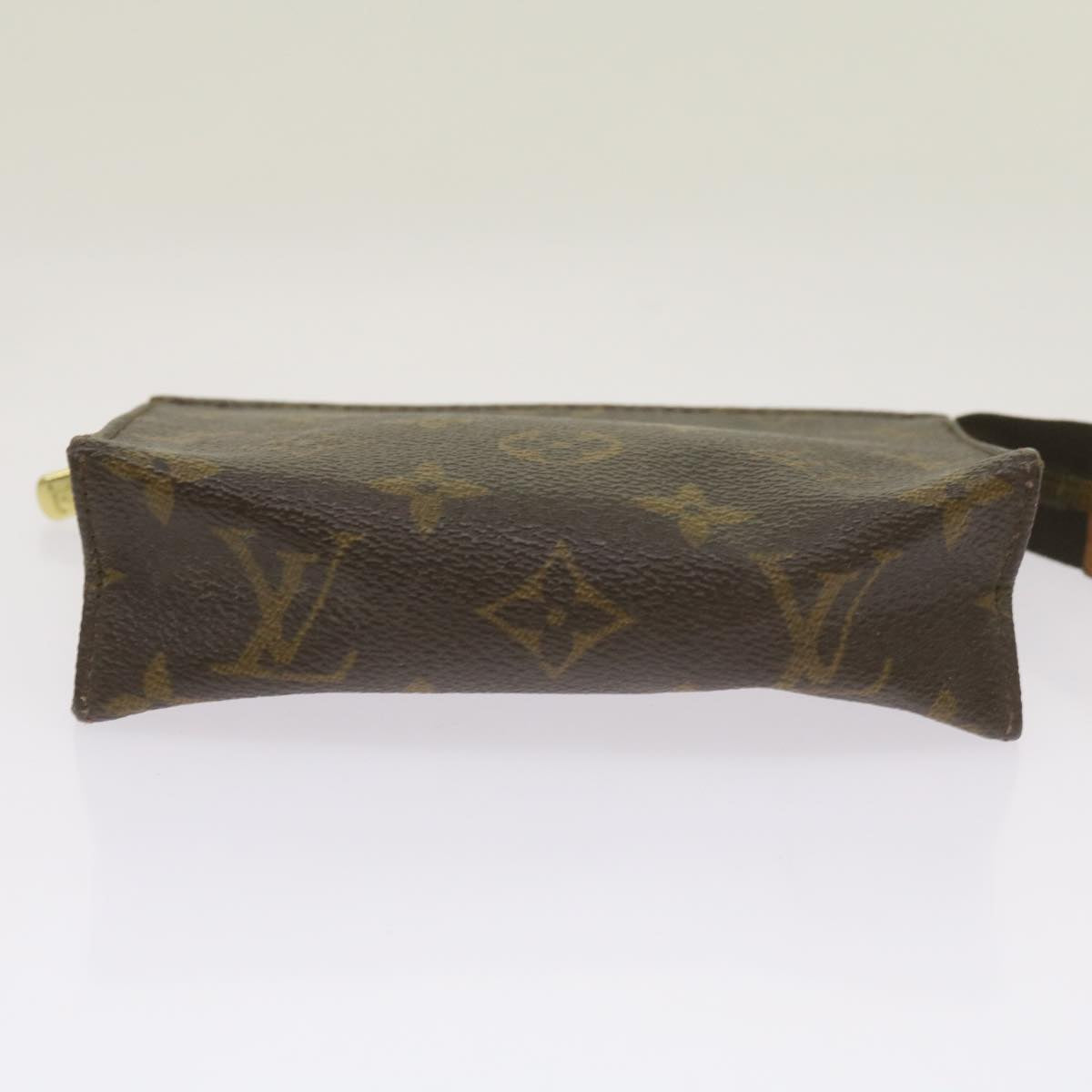 LOUIS VUITTON Monogram Poche Toilette 15 Pouch M47546 LV Auth 66977