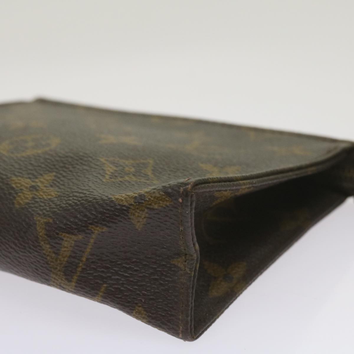LOUIS VUITTON Monogram Poche Toilette 15 Pouch M47546 LV Auth 66977