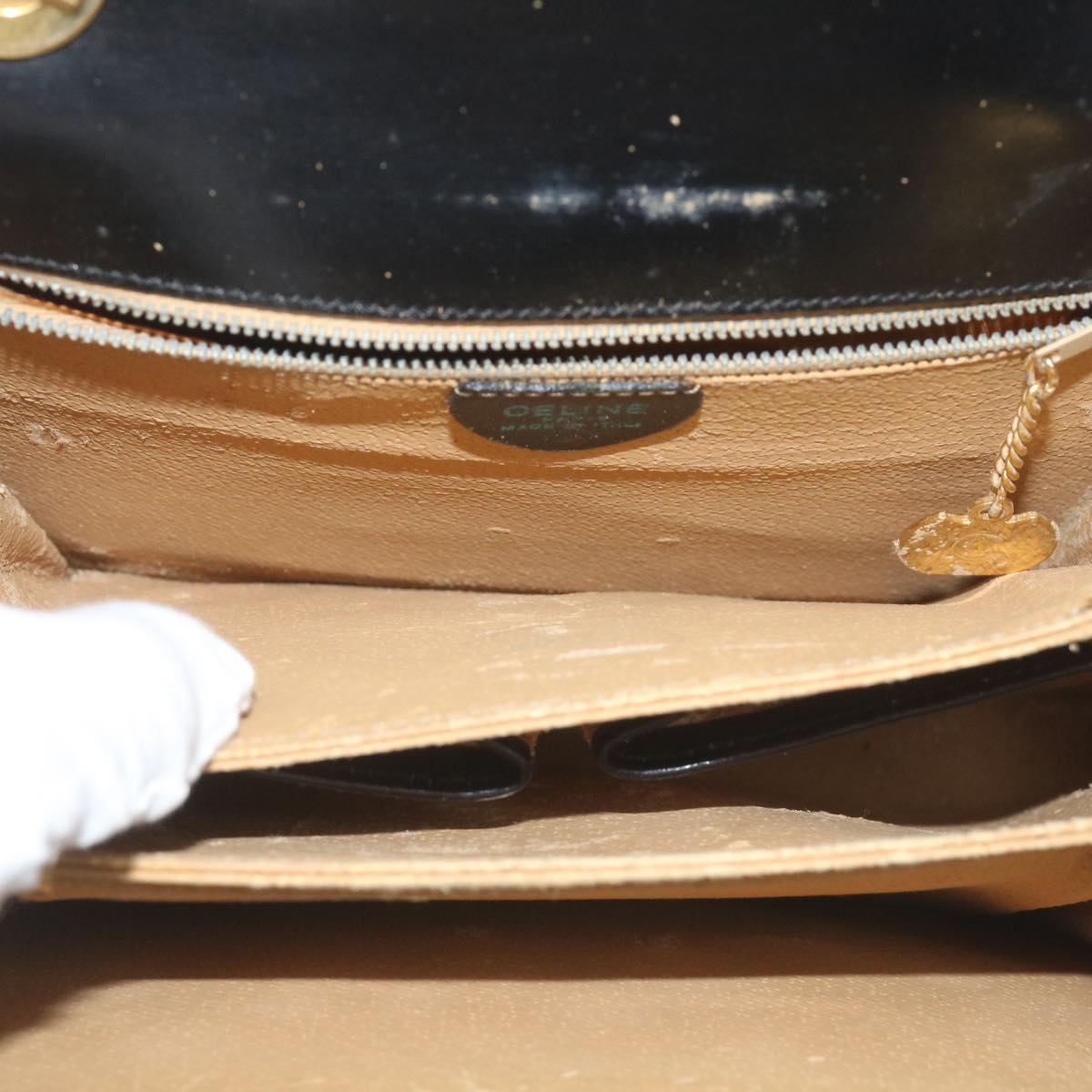 CELINE Shoulder Bag Leather Black Auth 67274