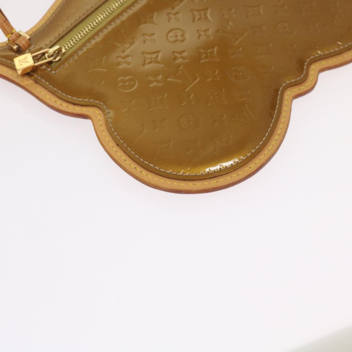 LOUIS VUITTON Vernis Comte De Fe Pochette Oule Bag Bronze M92268 LV Auth 67292