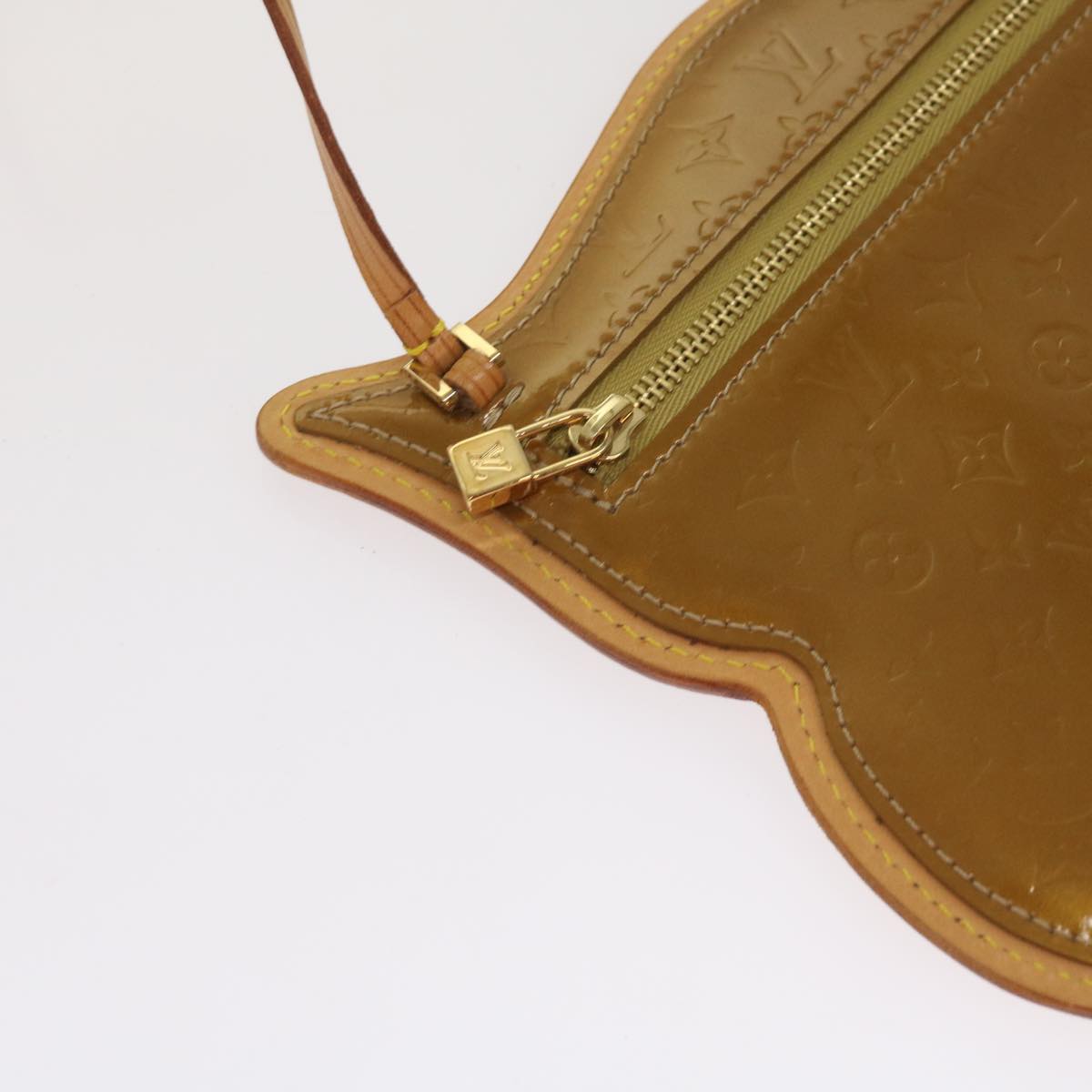 LOUIS VUITTON Vernis Comte De Fe Pochette Oule Bag Bronze M92268 LV Auth 67292