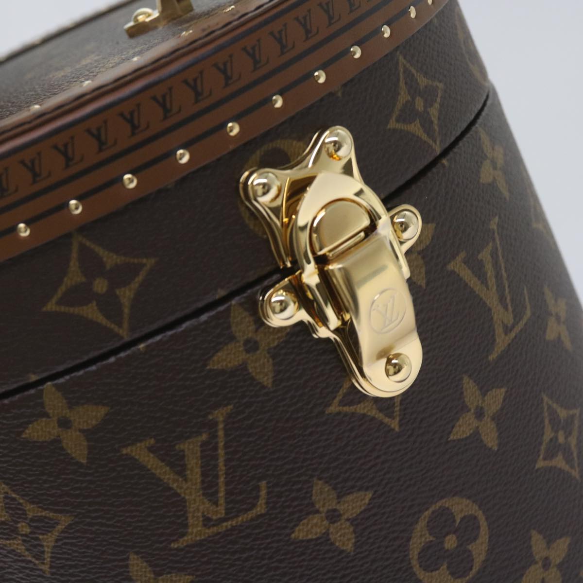 LOUIS VUITTON Monogram Vesque Cannes Hand Bag M10244 LV Auth 67472SM