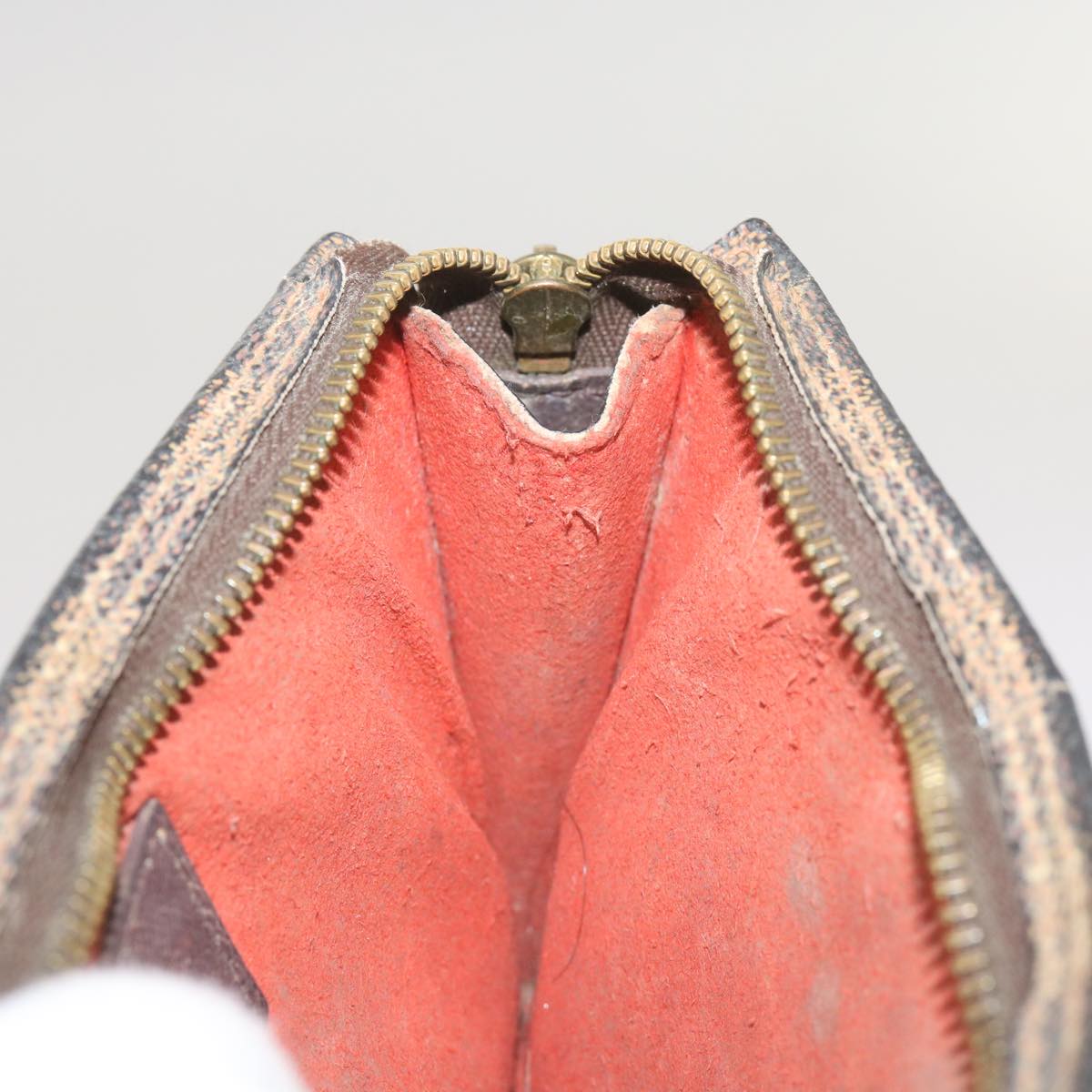 LOUIS VUITTON Damier Ebene Marais Pouch LV Auth 67811