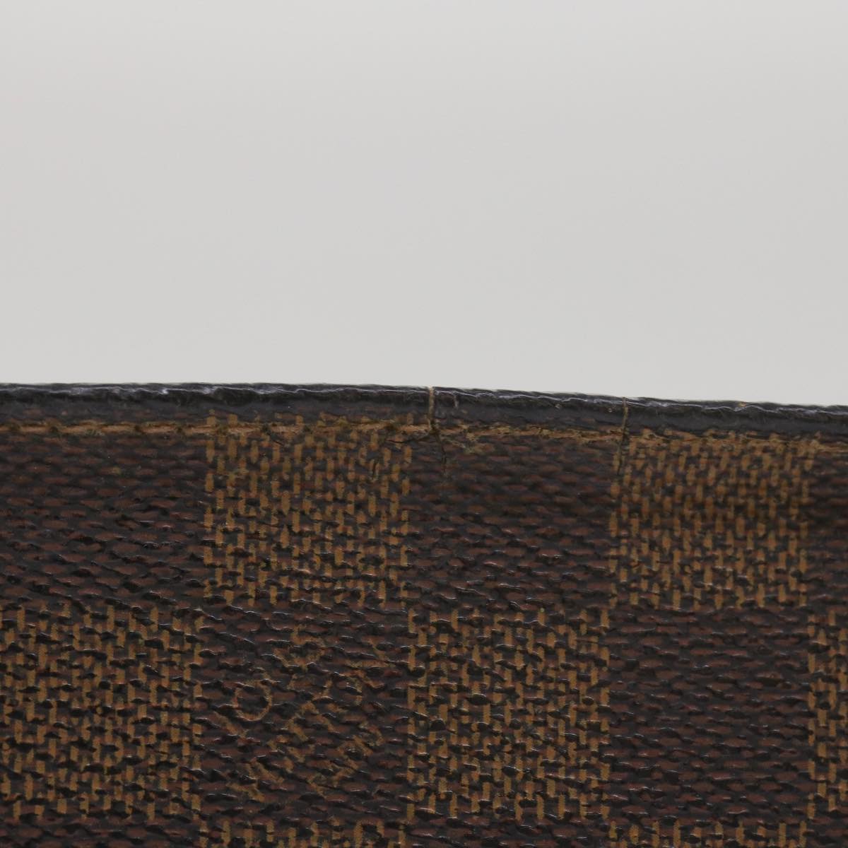 LOUIS VUITTON Damier Ebene Marais Pouch LV Auth 67811