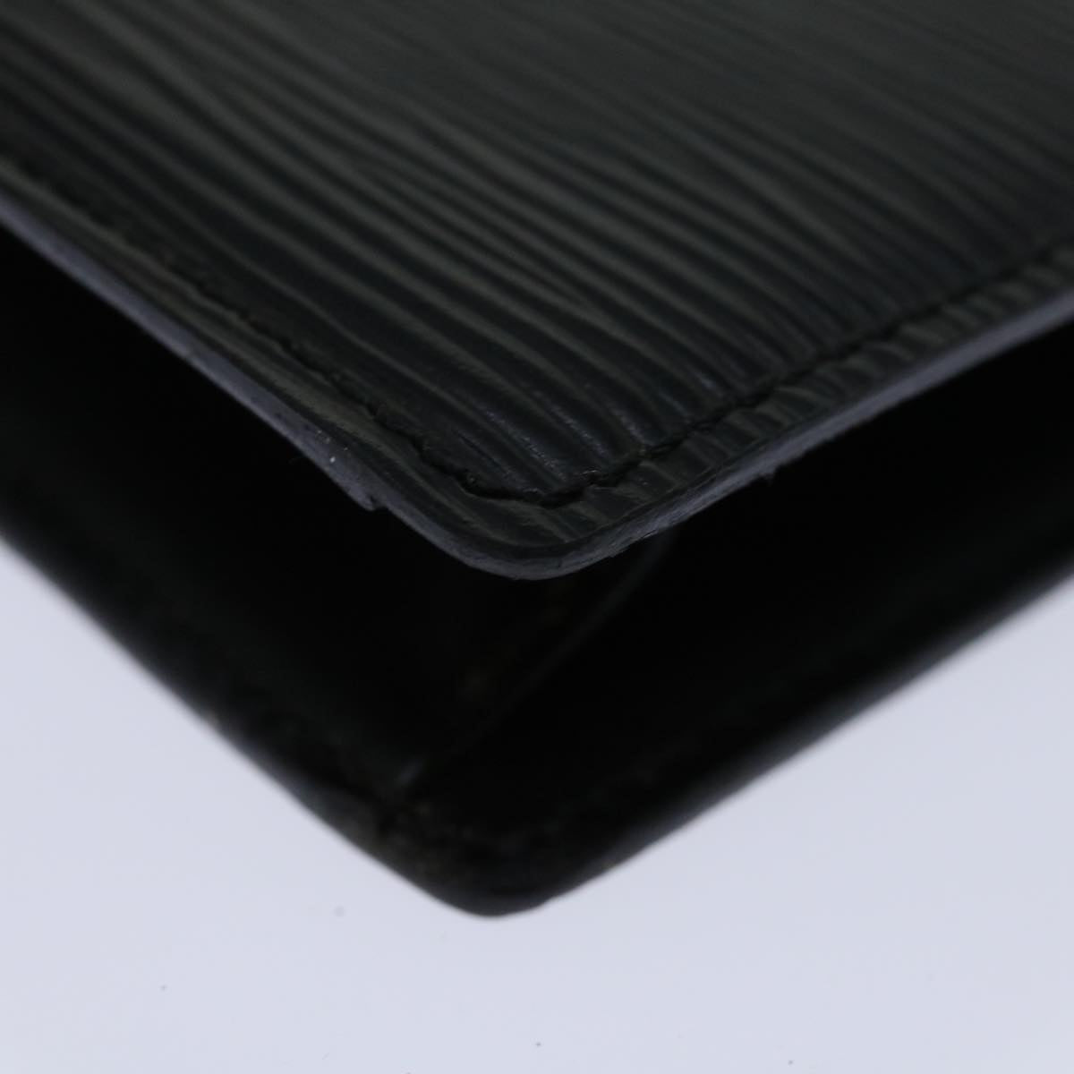 LOUIS VUITTON Epi Trousse Poche Toilette 15 Pouch Black LV Auth 67856