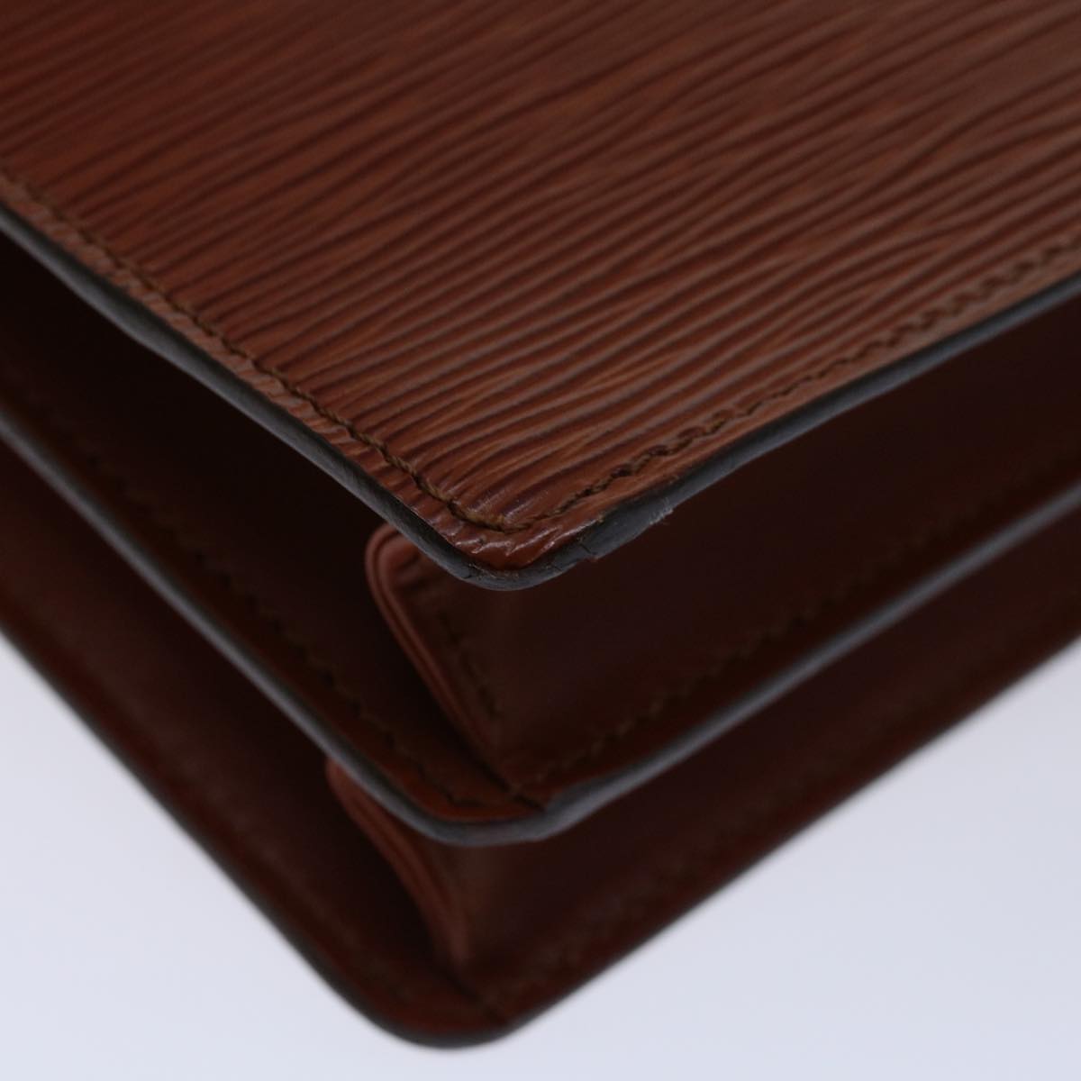 LOUIS VUITTON Epi Angian Clutch Bag Brown M52113 LV Auth 68112