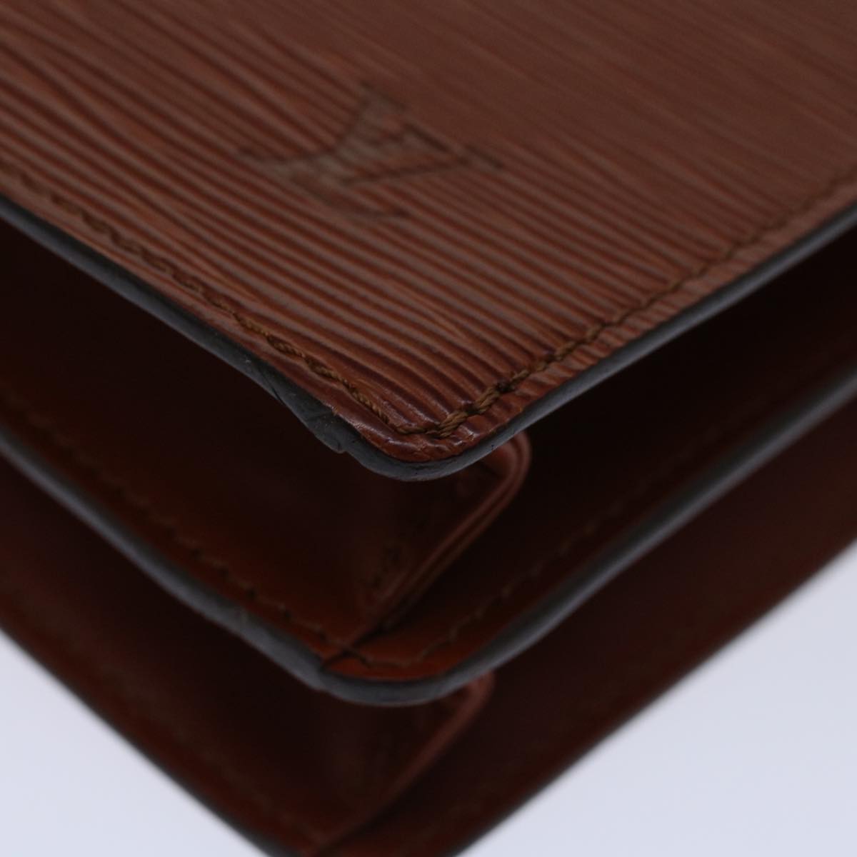 LOUIS VUITTON Epi Angian Clutch Bag Brown M52113 LV Auth 68112