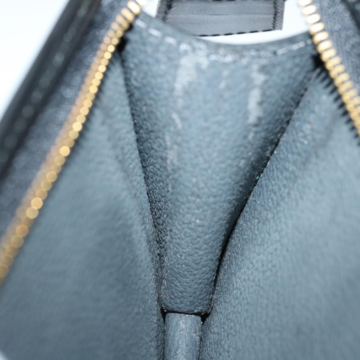 LOUIS VUITTON Epi Trousse Poche Toilette 15 Pouch Black LV Auth 68707
