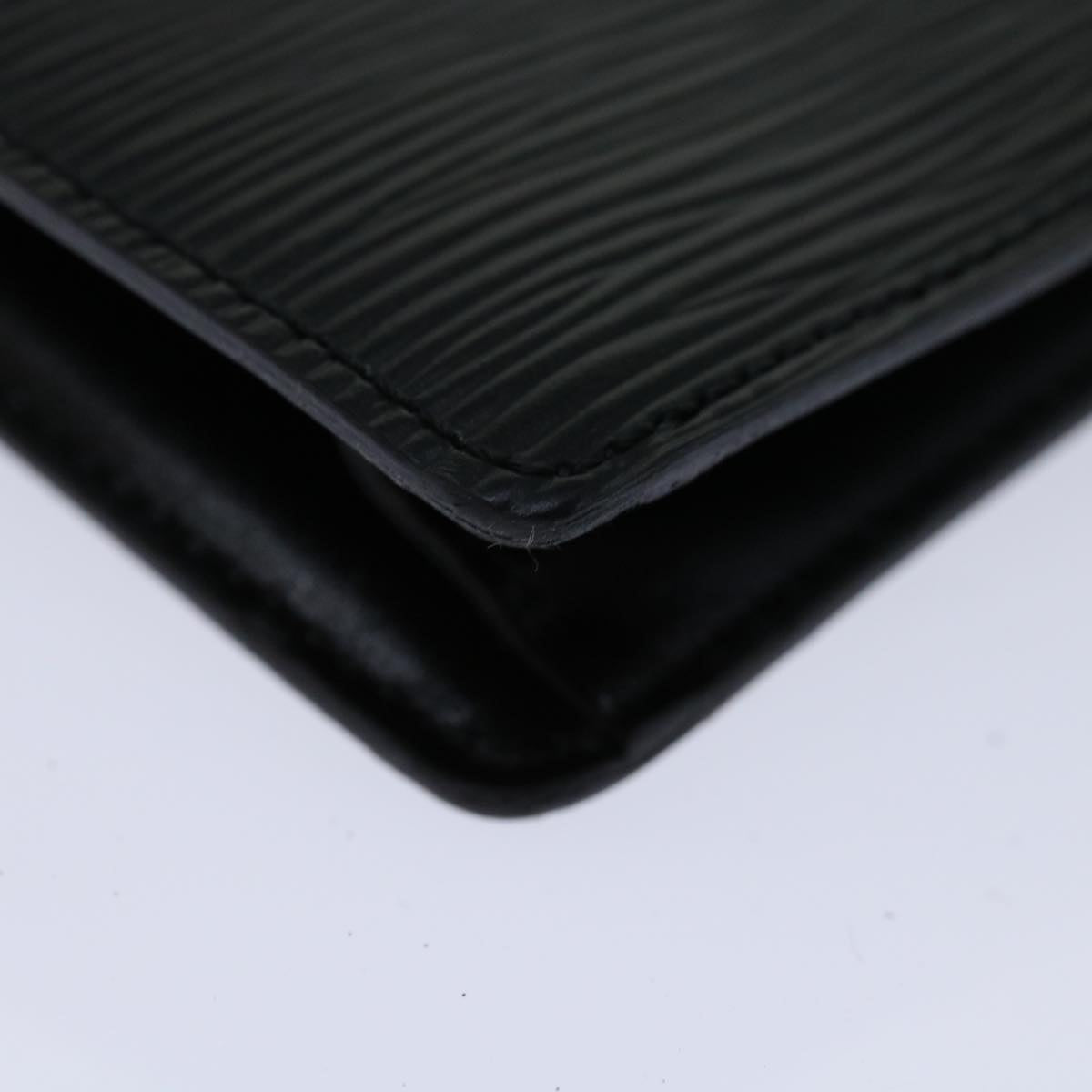 LOUIS VUITTON Epi Trousse Poche Toilette 15 Pouch Black LV Auth 68707