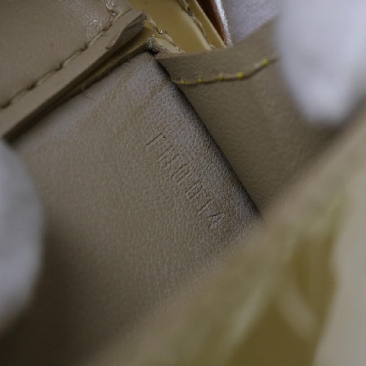 LOUIS VUITTON Monogram Vernis Motto Accessory Pouch Beige M91136 LV Auth 69248