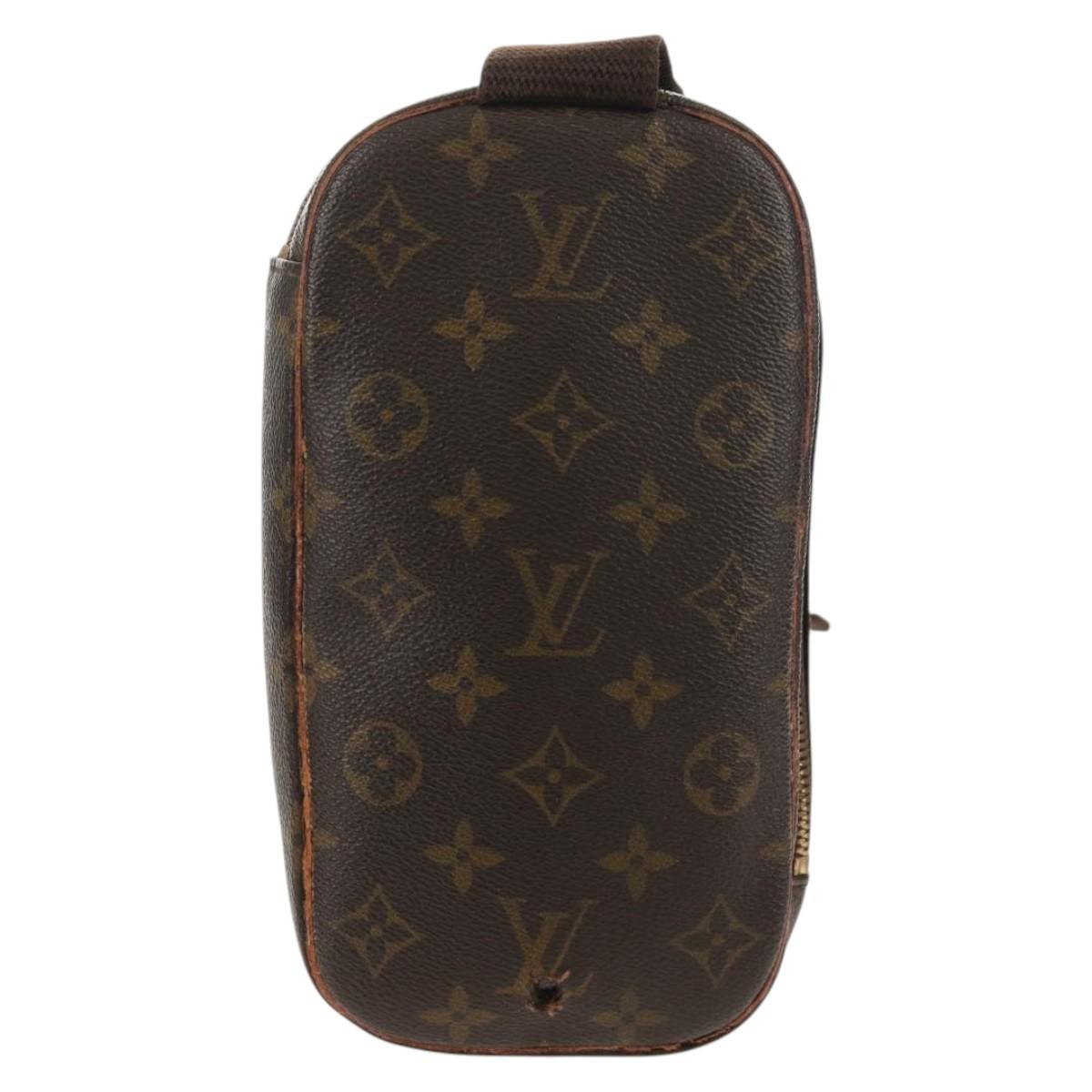LOUIS VUITTON Monogram Pochette Gange Shoulder Bag M51870 LV Auth 69518