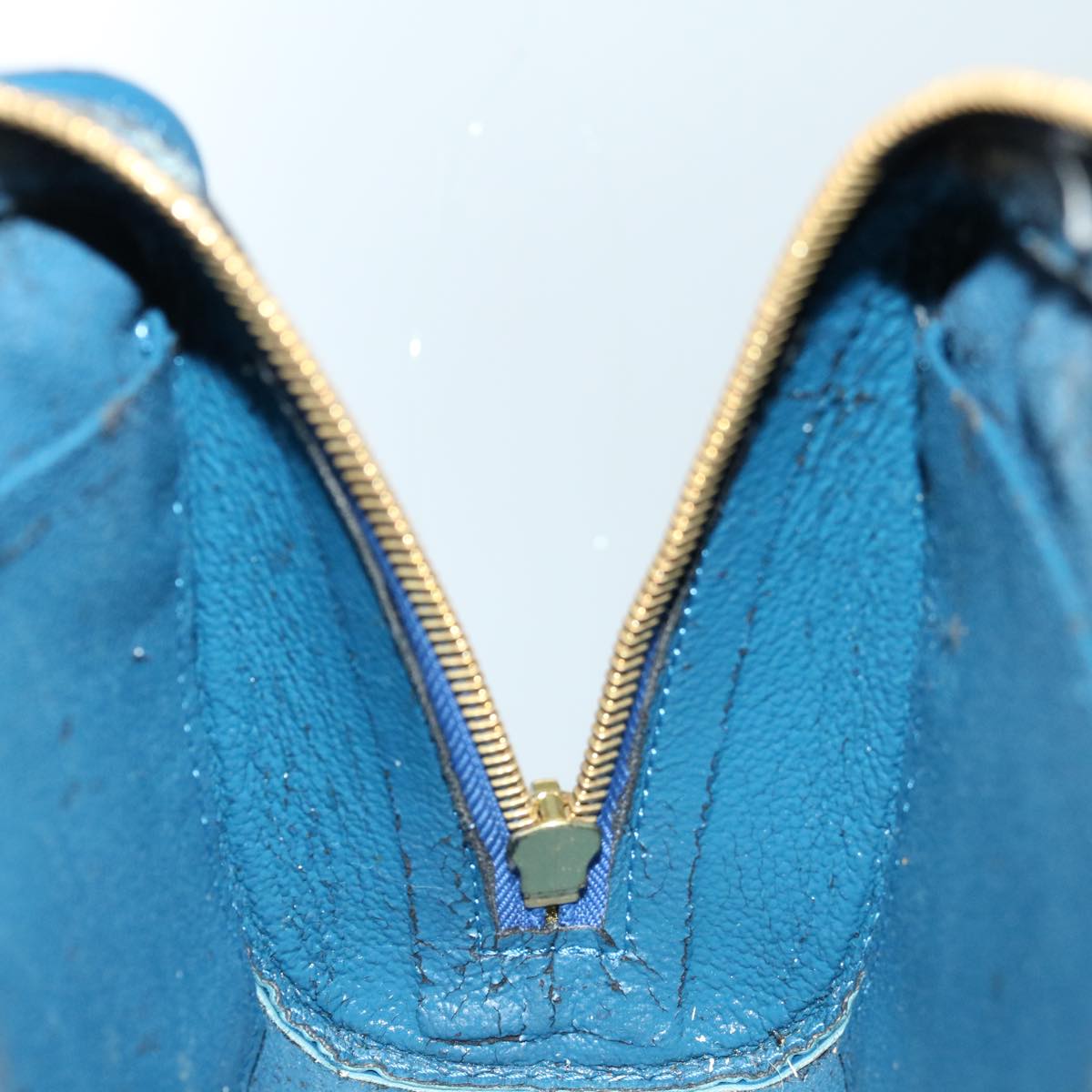 LOUIS VUITTON Epi Dauphine GM Pouch Blue M48435 LV Auth 69549