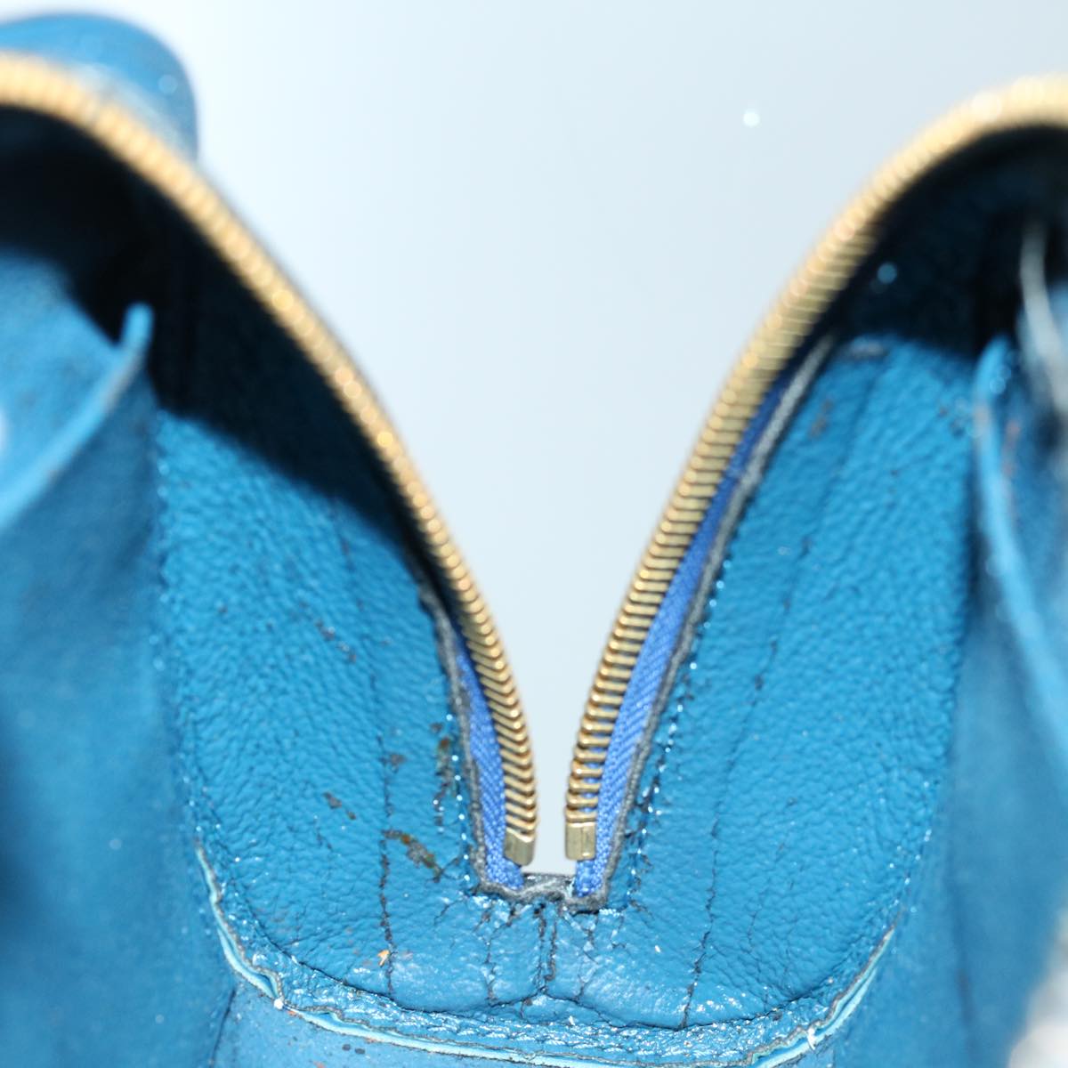 LOUIS VUITTON Epi Dauphine GM Pouch Blue M48435 LV Auth 69549