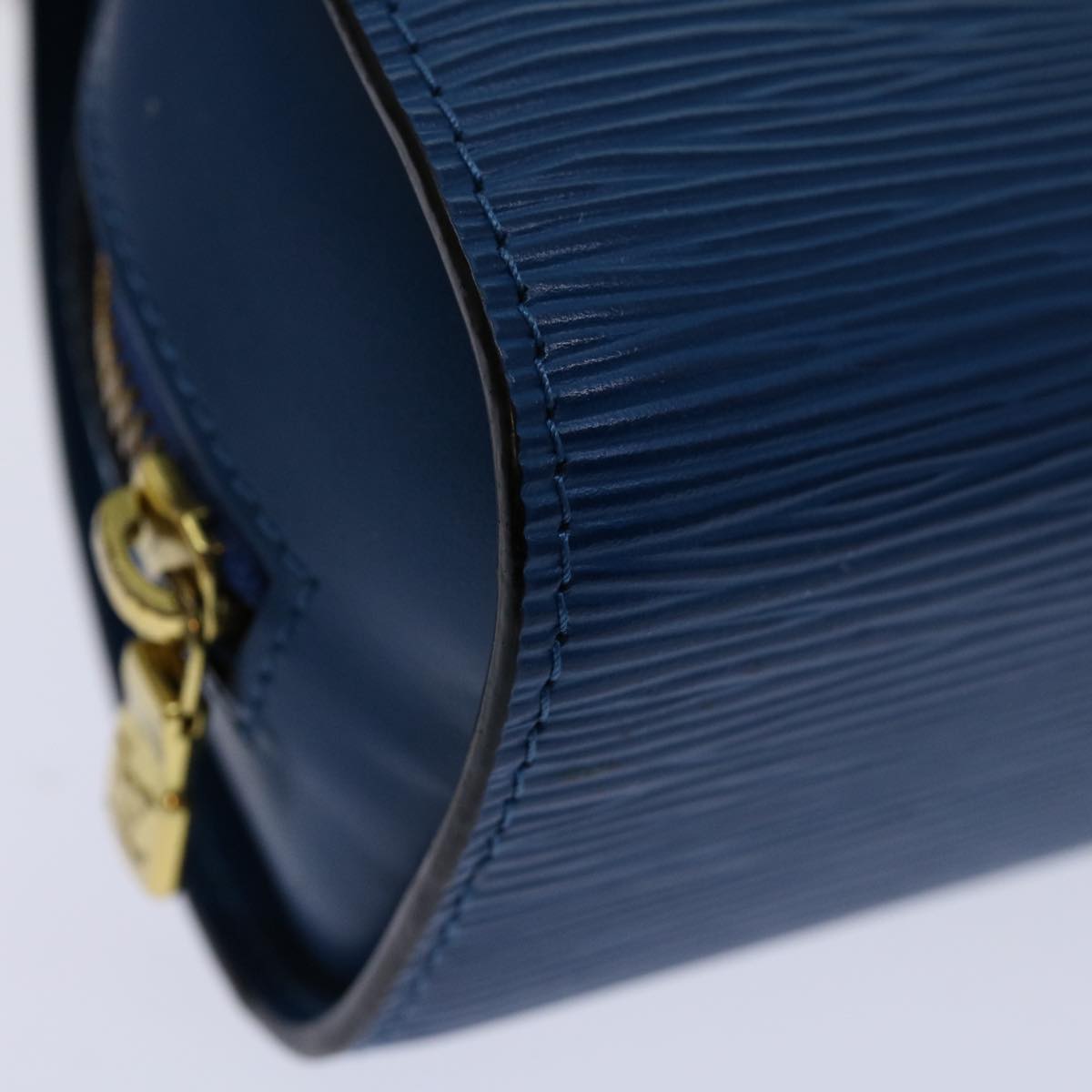 LOUIS VUITTON Epi Dauphine GM Pouch Blue M48435 LV Auth 69549
