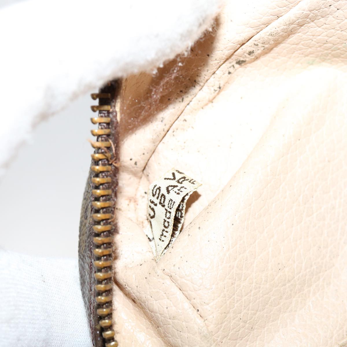 LOUIS VUITTON Monogram Trousse Toilette 28 Clutch Bag M47522 LV Auth 69810