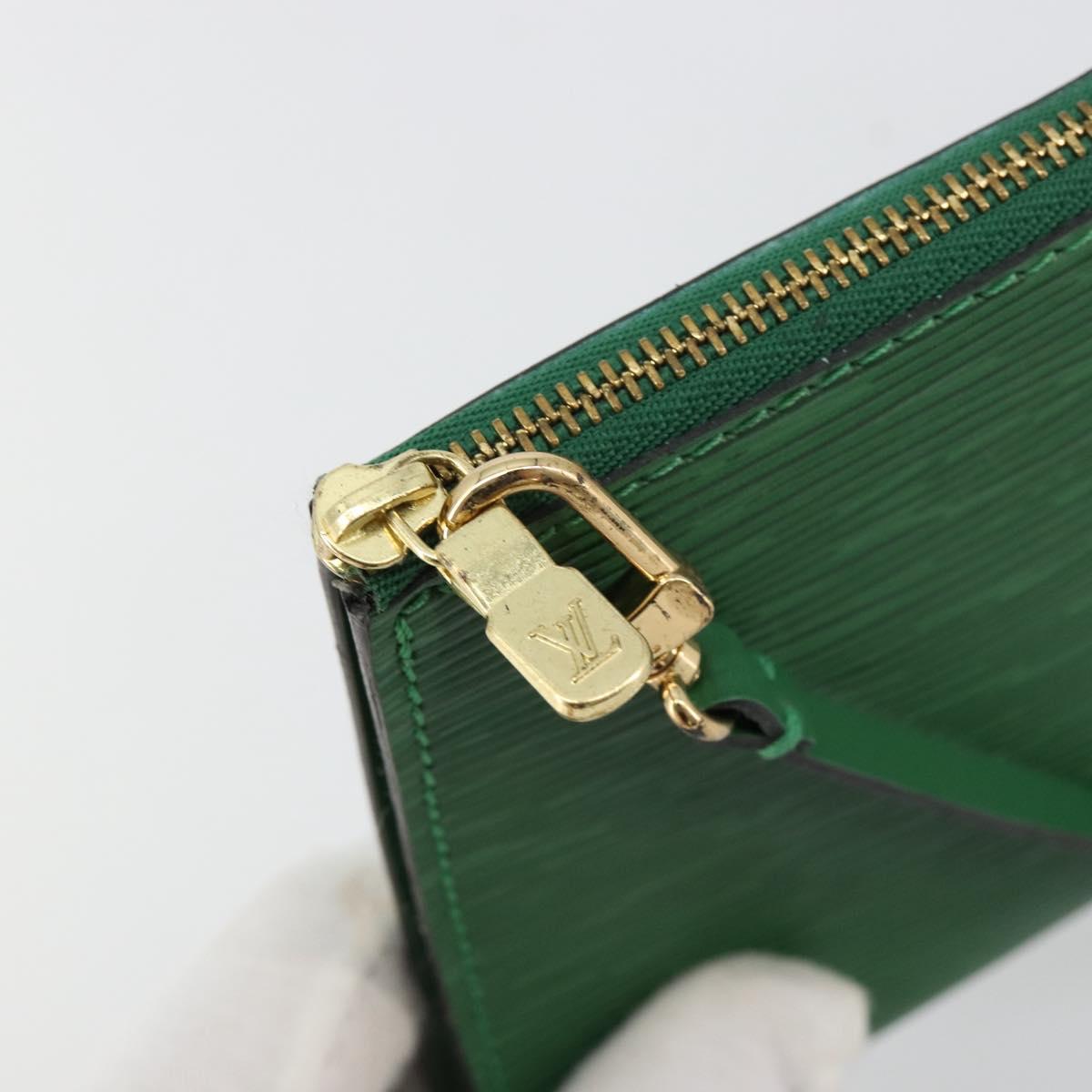 LOUIS VUITTON Epi Pochette Accessoires Pouch Green M52984 LV Auth 69826