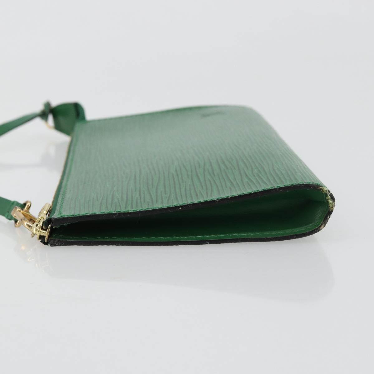 LOUIS VUITTON Epi Pochette Accessoires Pouch Green M52984 LV Auth 69826