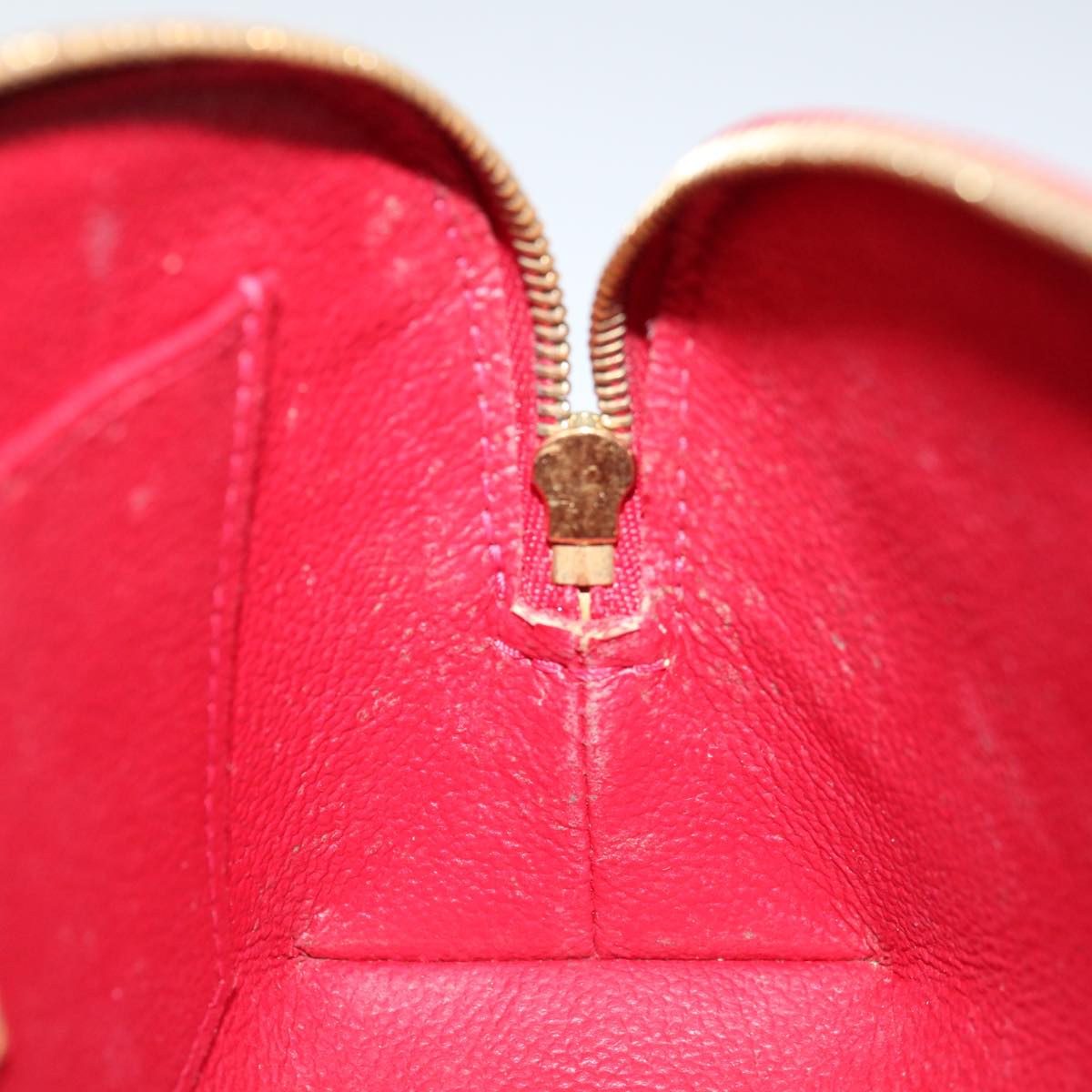 LOUIS VUITTON Vernis Rayure Pochette Cosmetic Pomme D'amour M91721 LV Auth 70046