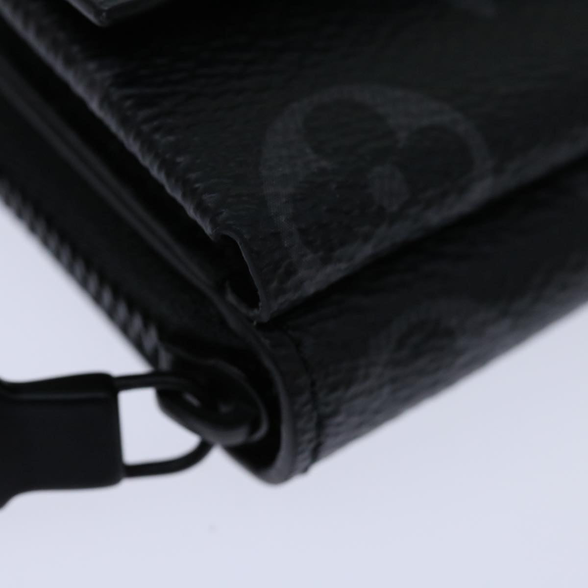 LOUIS VUITTON Monogram Eclipse Discovery Compact Wallet M67630 LV Auth 70054SM