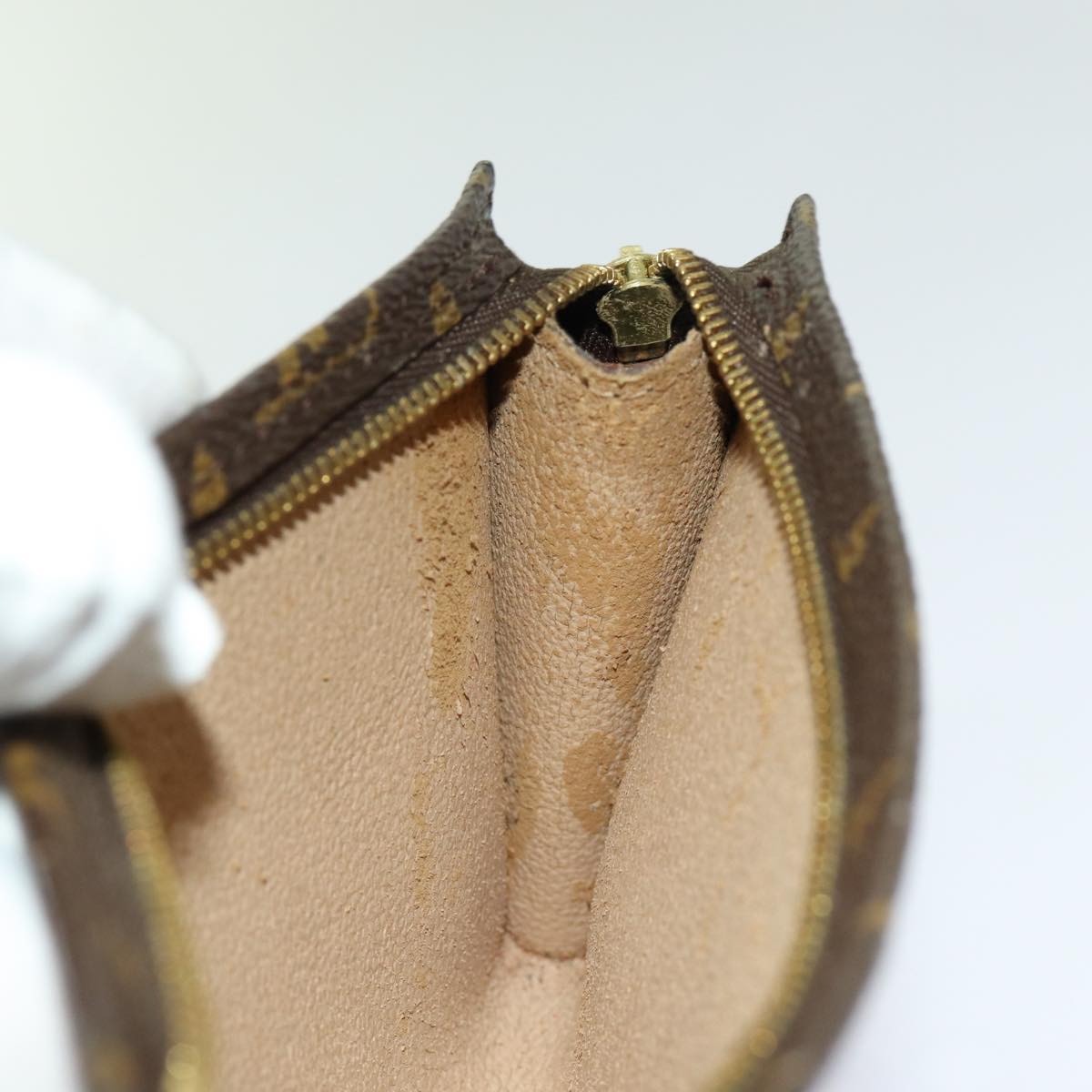 LOUIS VUITTON Monogram Bucket PM Pouch Accessory Pouch LV Auth 70300