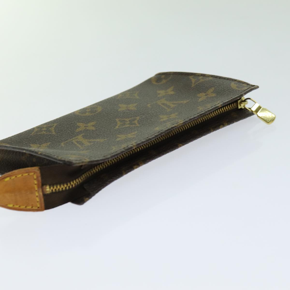 LOUIS VUITTON Monogram Bucket PM Pouch Accessory Pouch LV Auth 70300