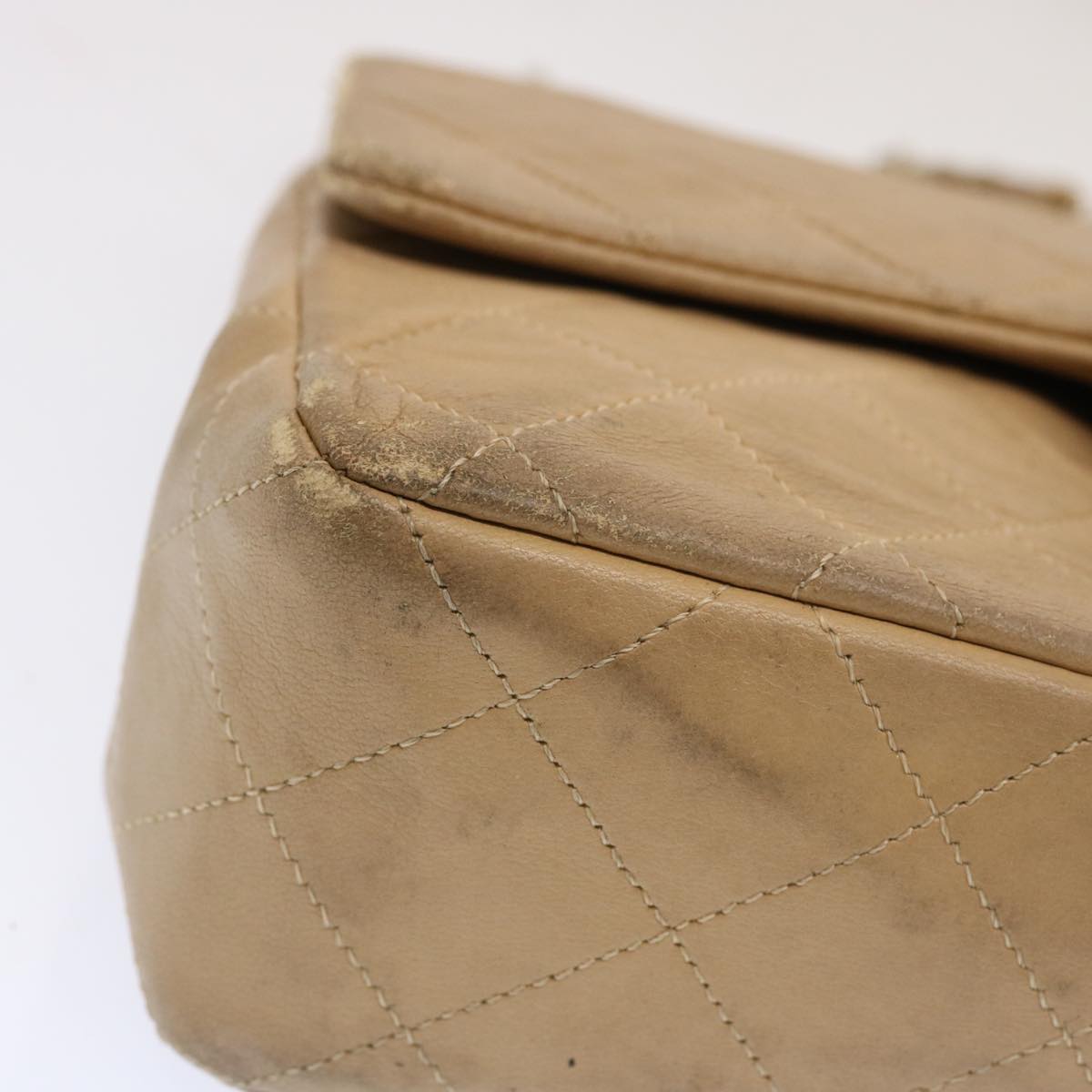 CHANEL Matelasse Chain Shoulder Bag Lamb Skin Beige CC Auth 70454A