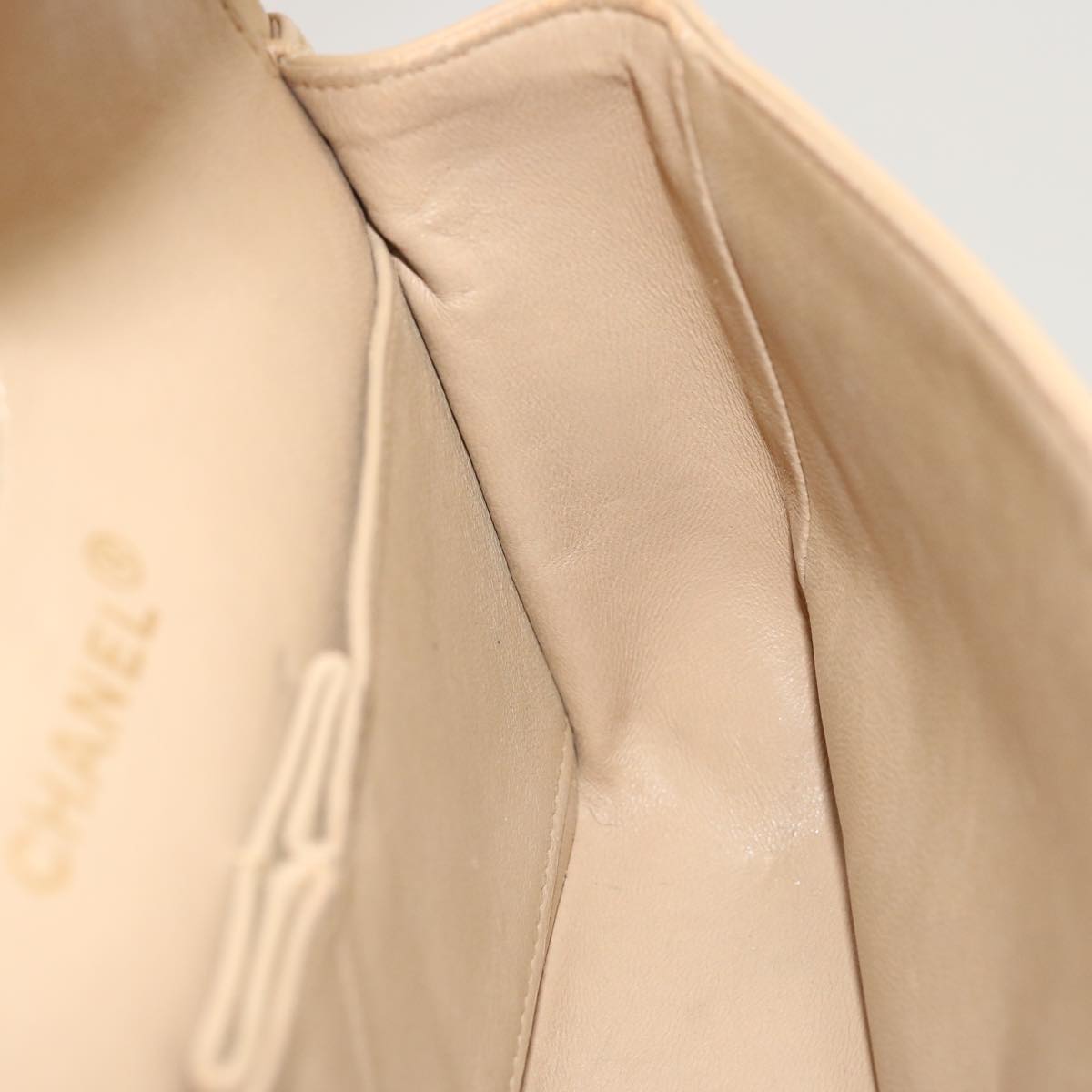 CHANEL Matelasse Chain Shoulder Bag Lamb Skin Beige CC Auth 70454A