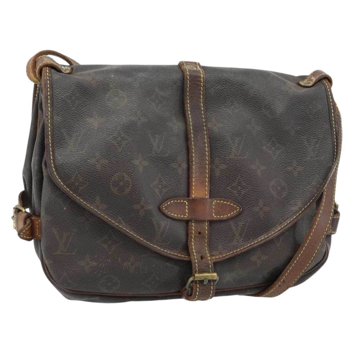 LOUIS VUITTON Monogram Saumur 30 Shoulder Bag M42256 LV Auth 70706