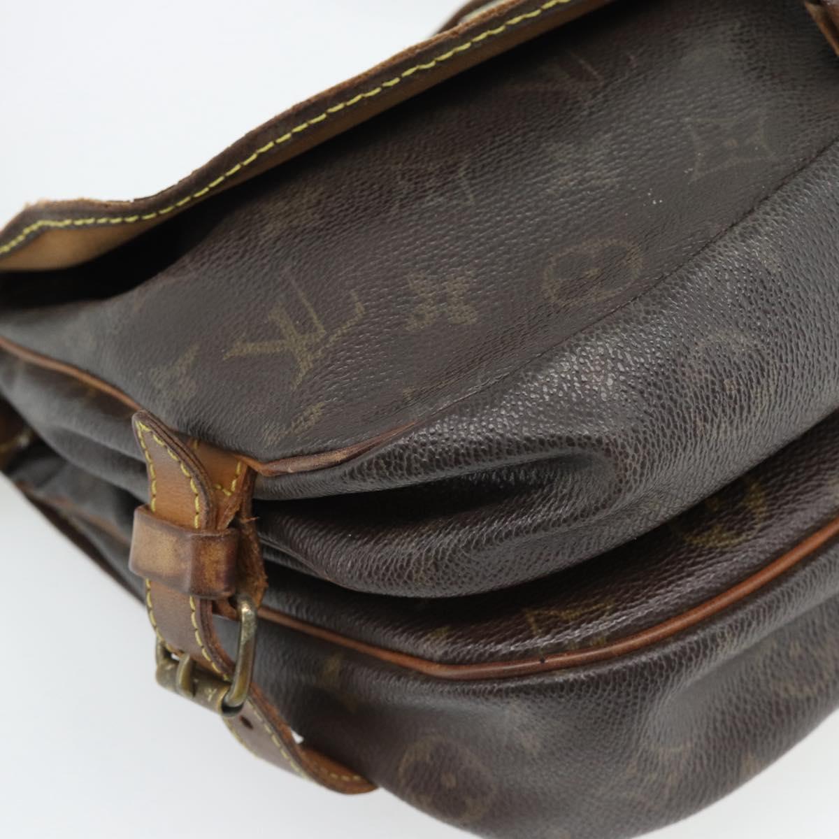 LOUIS VUITTON Monogram Saumur 30 Shoulder Bag M42256 LV Auth 70706