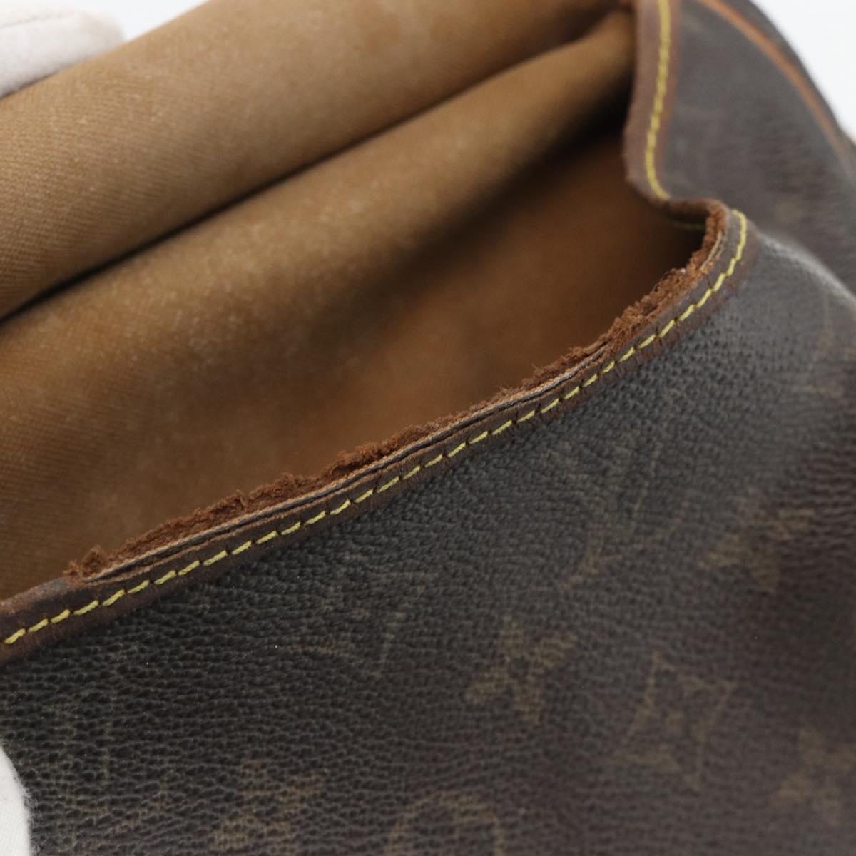 LOUIS VUITTON Monogram Saumur 30 Shoulder Bag M42256 LV Auth 70706