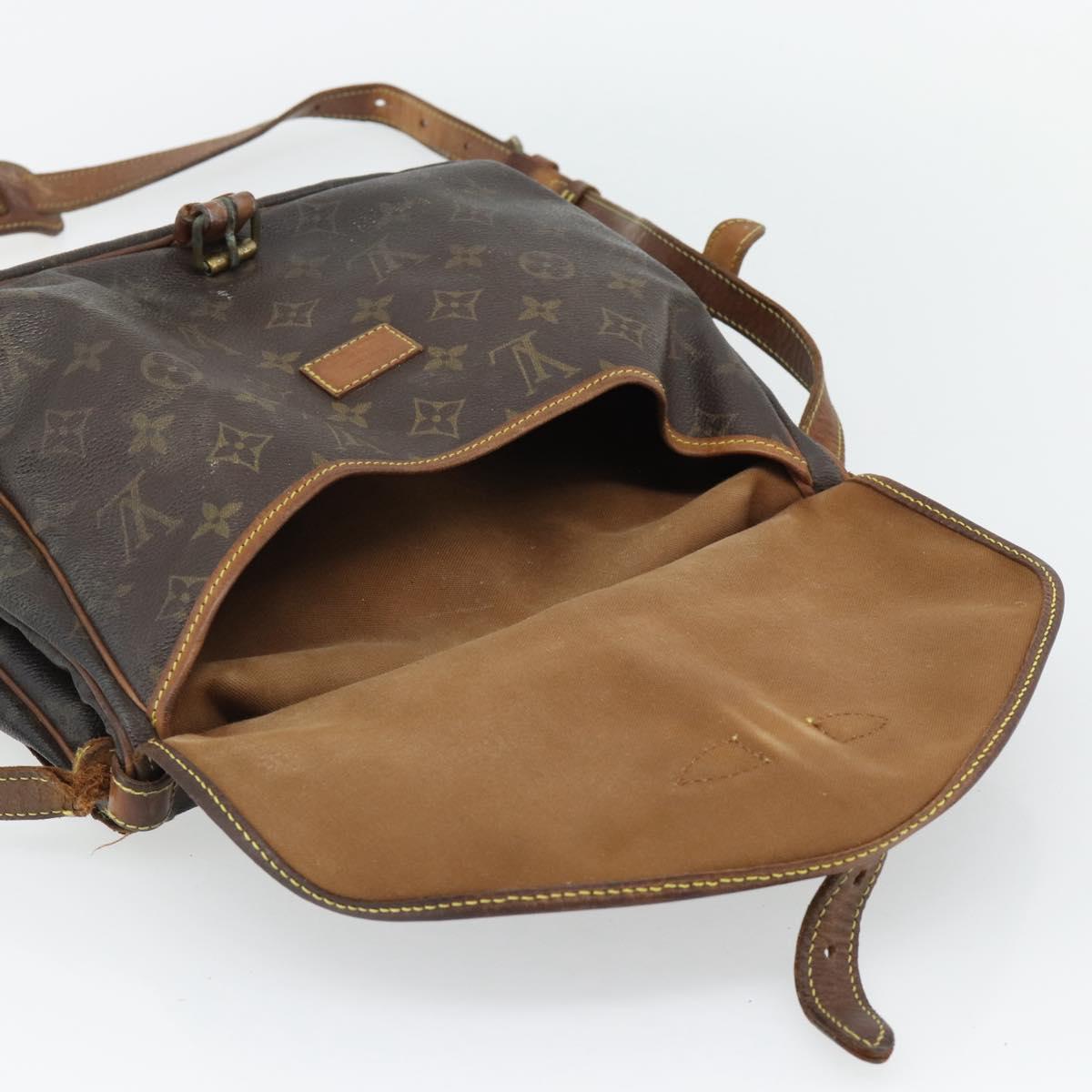 LOUIS VUITTON Monogram Saumur 30 Shoulder Bag M42256 LV Auth 70706