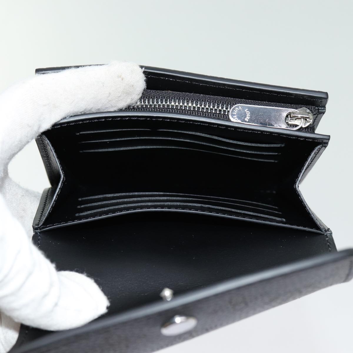 LOUIS VUITTON Mahina Portefeuille Iris Compact Wallet Noir M62540 LV Auth 70838M