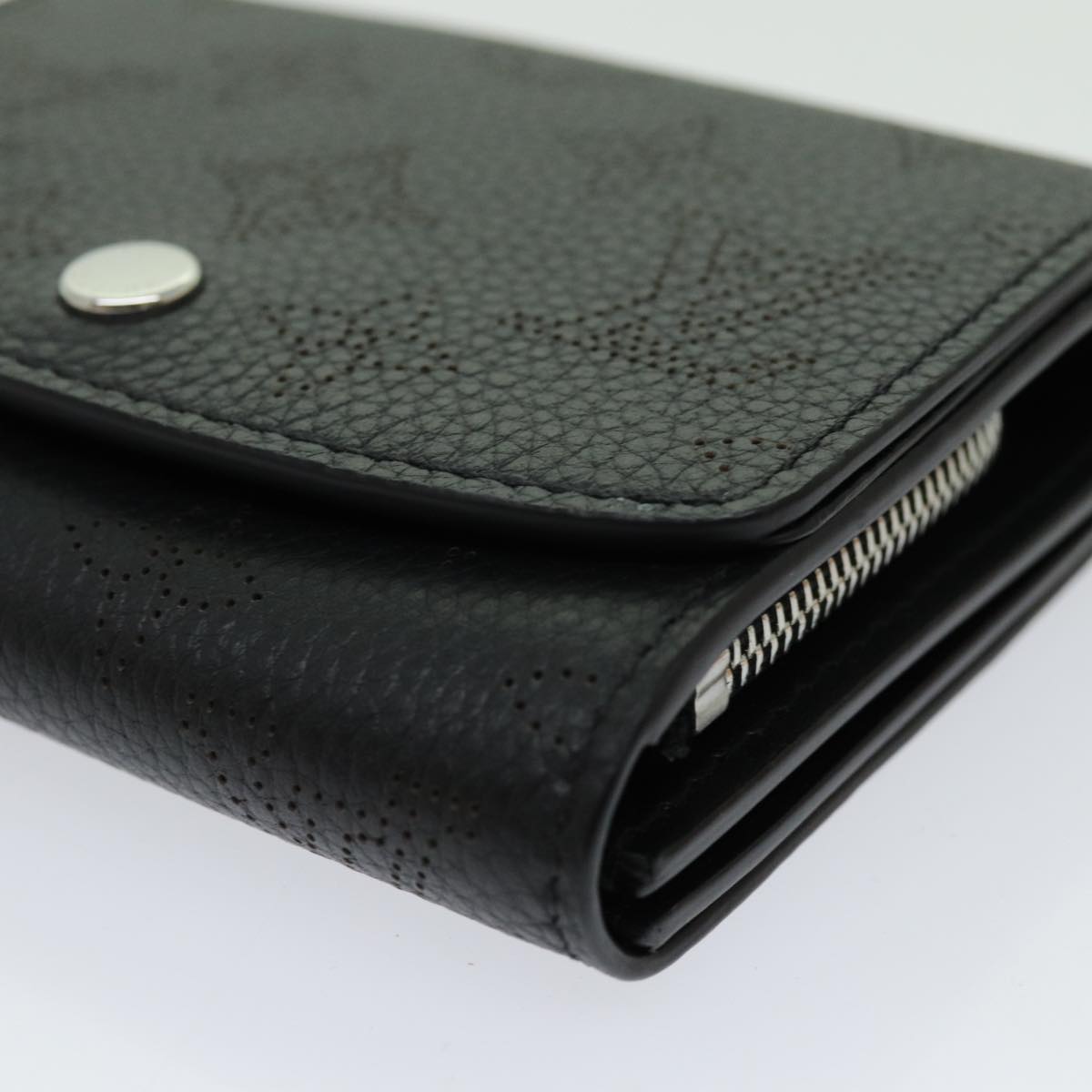 LOUIS VUITTON Mahina Portefeuille Iris Compact Wallet Noir M62540 LV Auth 70838M