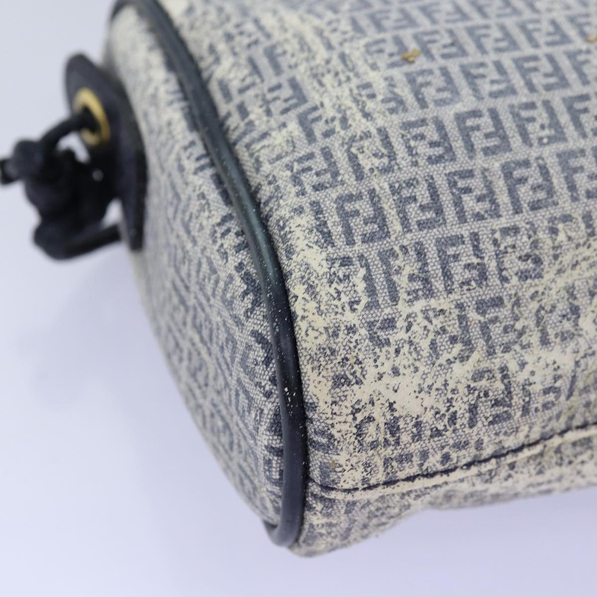 FENDI Zucchino Canvas Shoulder Bag Coated Canvas White Navy Auth 71558
