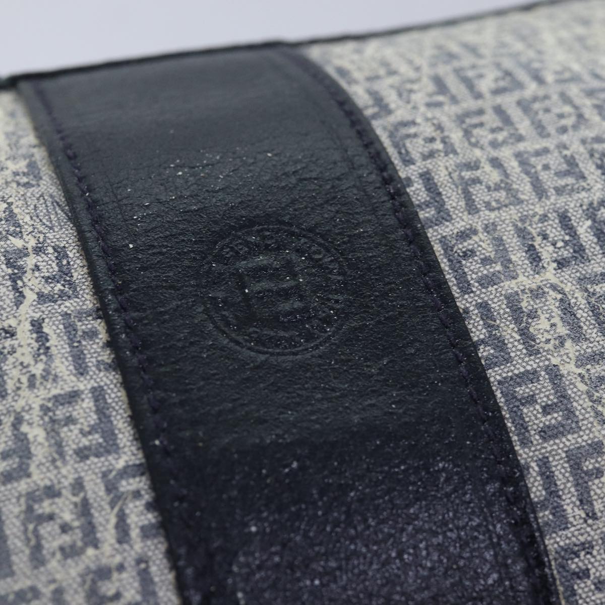 FENDI Zucchino Canvas Shoulder Bag Coated Canvas White Navy Auth 71558