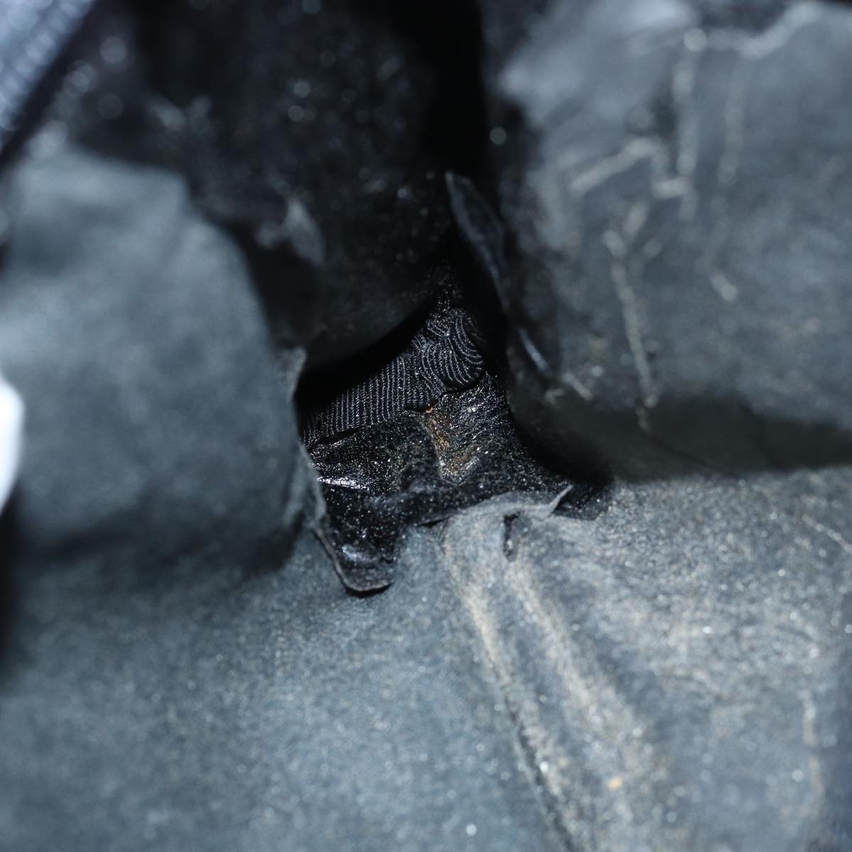 FENDI Zucchino Canvas Shoulder Bag Coated Canvas White Navy Auth 71558