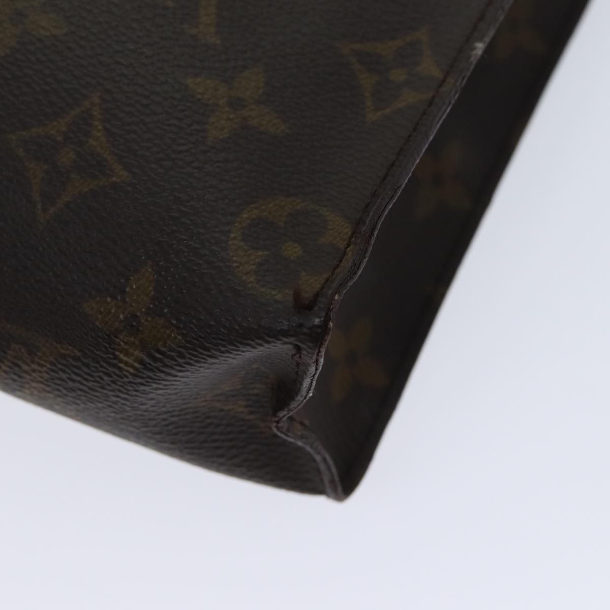 LOUIS VUITTON Monogram Poche Toilette 26 Pouch M47542 LV Auth 72300