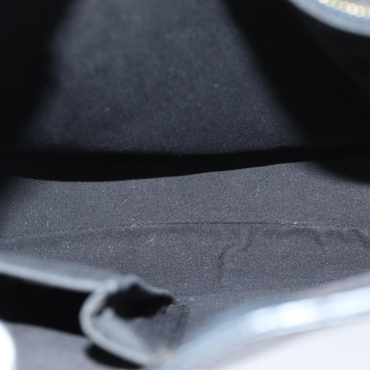 LOUIS VUITTON Epi Mandala MM Shoulder Bag Black M58892 LV Auth 73531