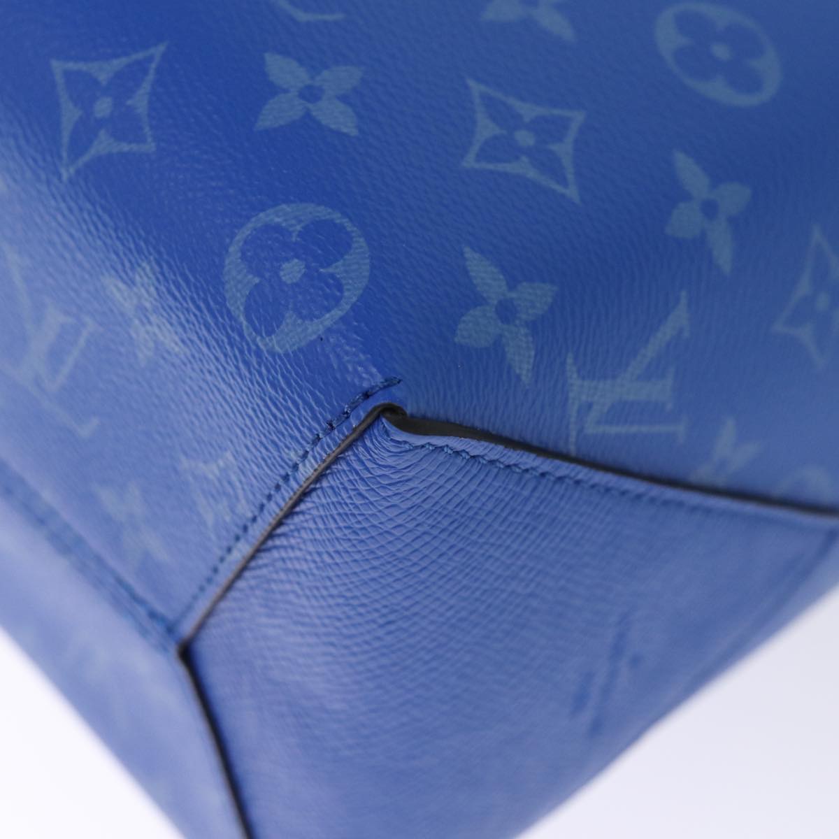LOUIS VUITTON Taigalama Weekend Tote NM Tote Bag 2way Blue M31010 LV Auth 74022SM