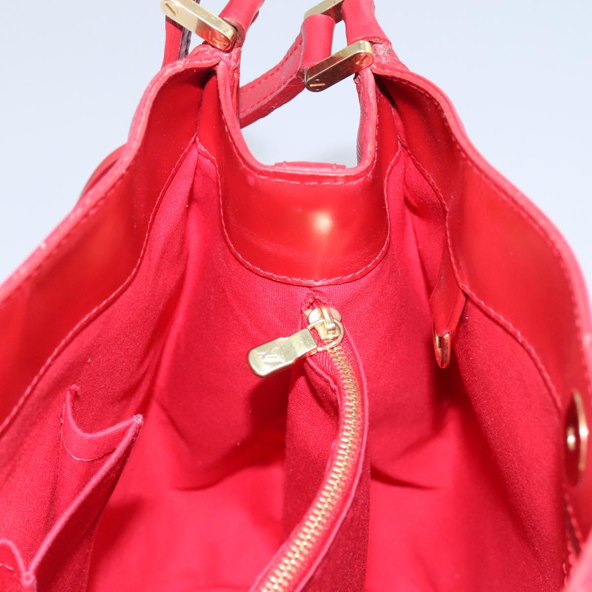 LOUIS VUITTON Epi Mandala MM Shoulder Bag Red M5889E LV Auth 75384