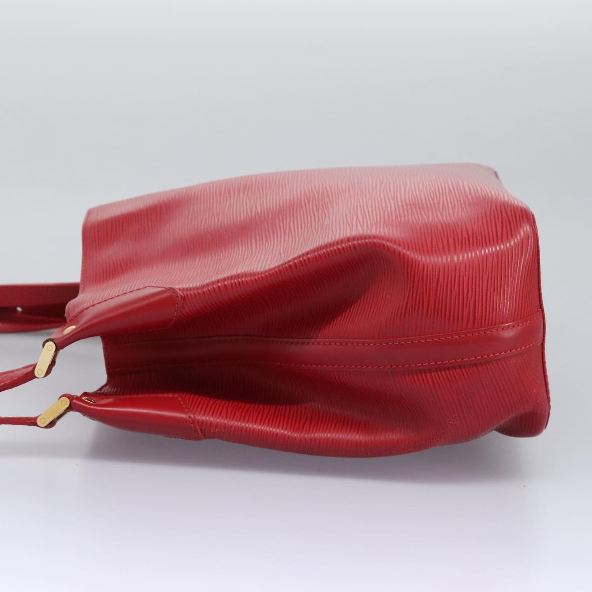 LOUIS VUITTON Epi Mandala MM Shoulder Bag Red M5889E LV Auth 75384