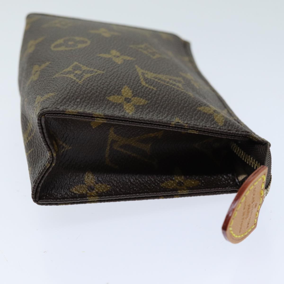 LOUIS VUITTON Monogram Poche Toilette 15 Pouch M47546 LV Auth 75701