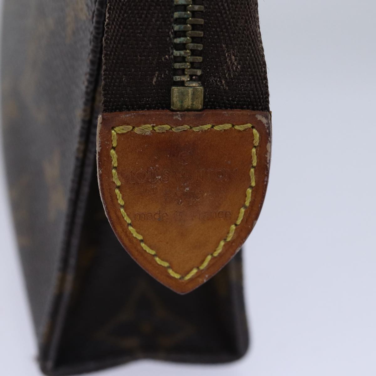 LOUIS VUITTON Monogram Poche Toilette 15 Pouch M47546 LV Auth 76270