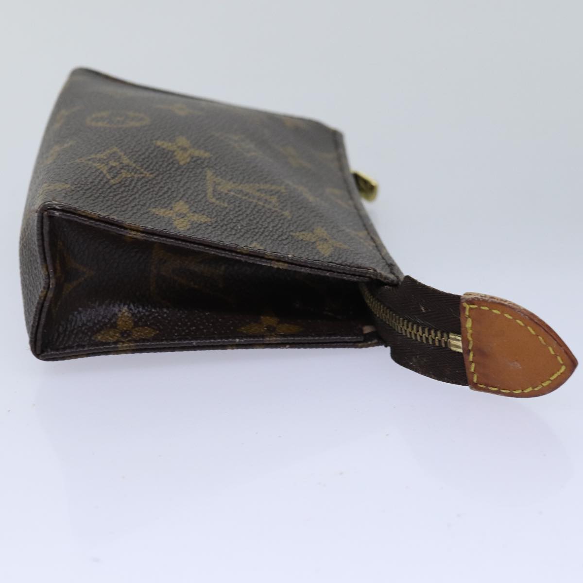 LOUIS VUITTON Monogram Poche Toilette 15 Pouch M47546 LV Auth 76270