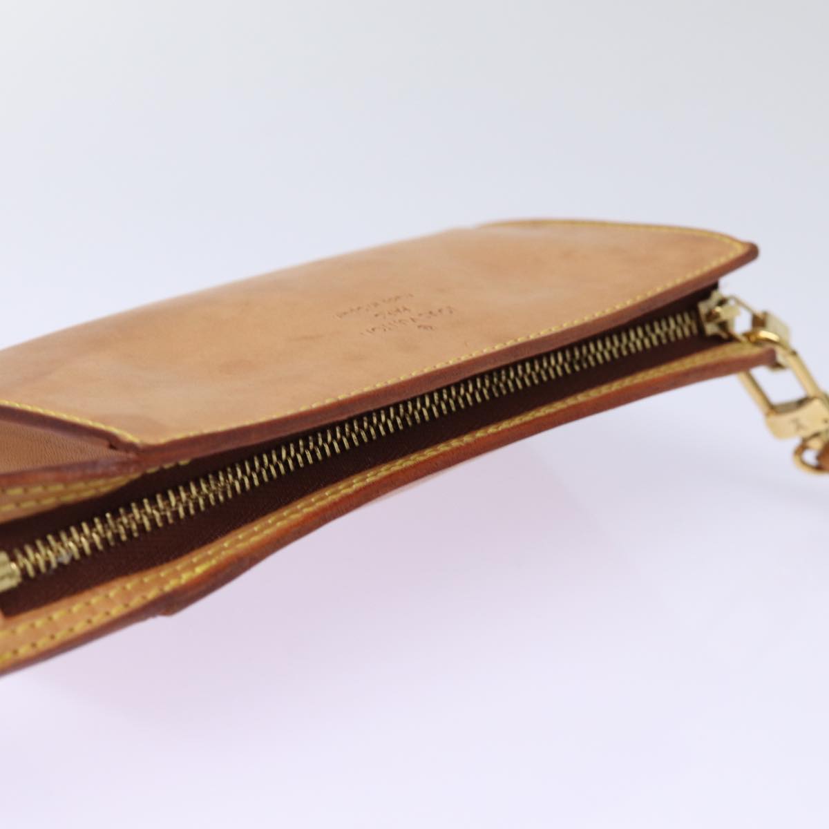 LOUIS VUITTON Nomad Cabas Ambre PM Pouch Leather Beige M92502 LV Auth 77251