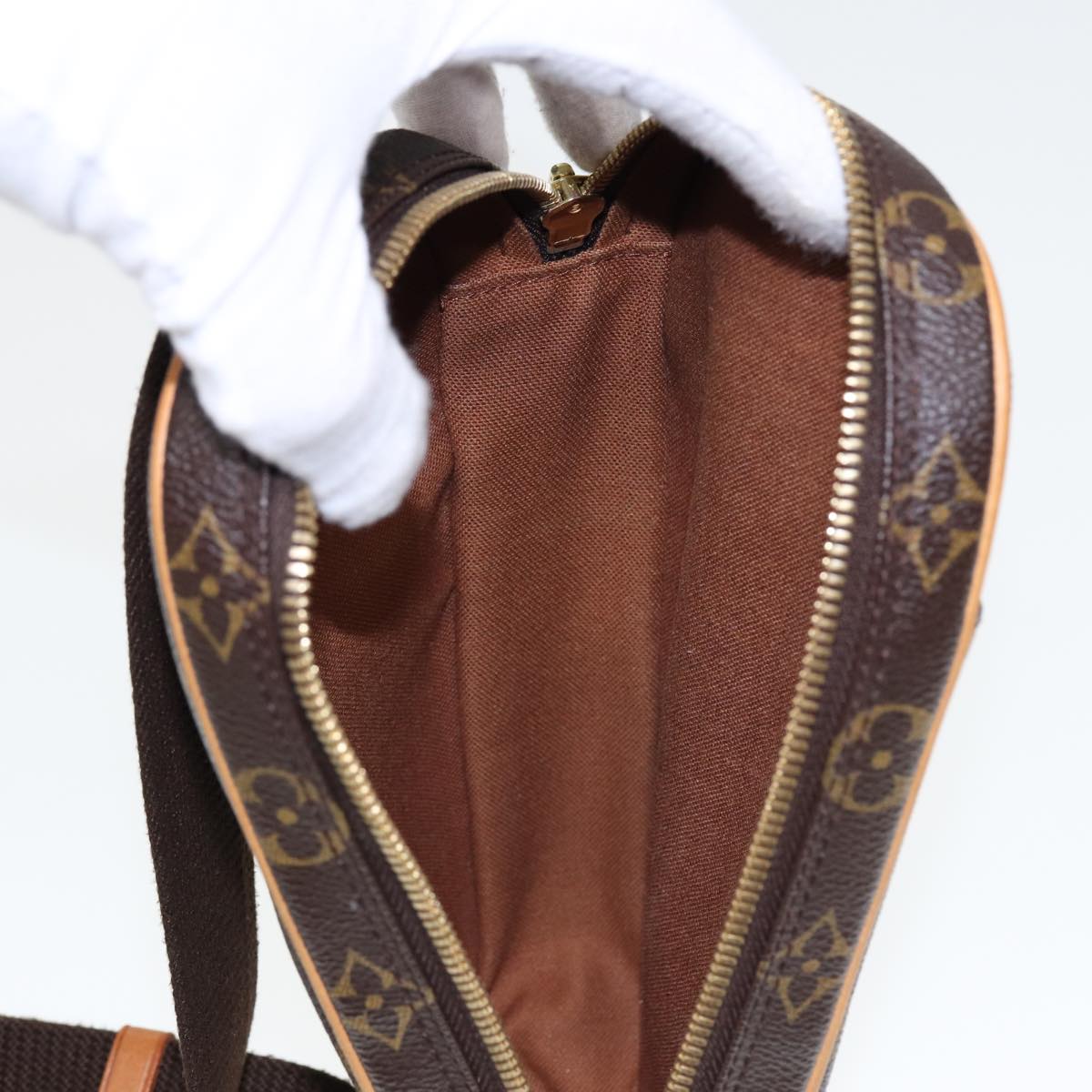 LOUIS VUITTON Monogram Pochette Gange Shoulder Bag M51870 LV Auth 77702V
